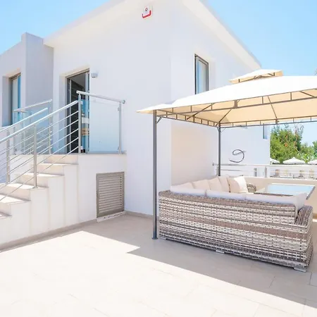 Oniros By Prestige Bookings Peyia