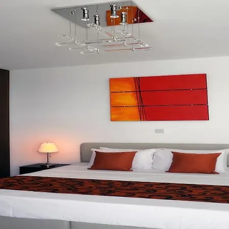 Oniros By Prestige Bookings * Peyia