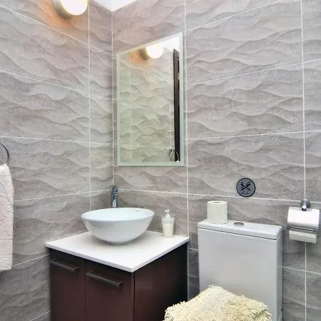 Oniros By Prestige Bookings * Peyia